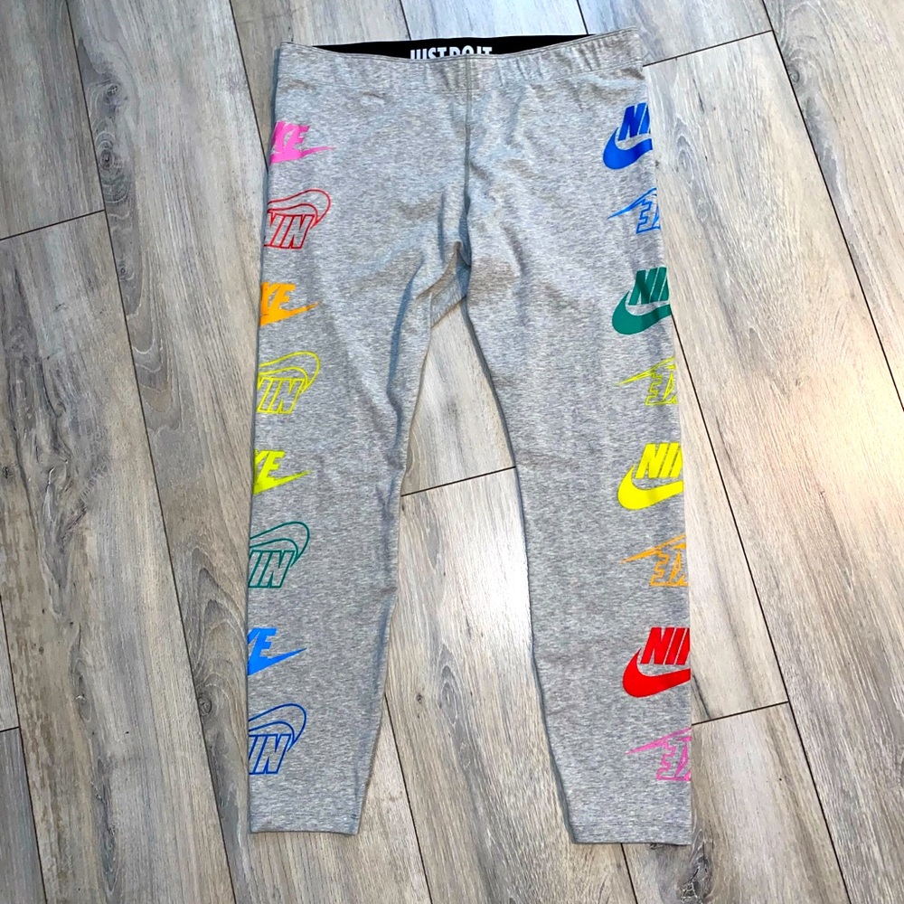 Nike leggings